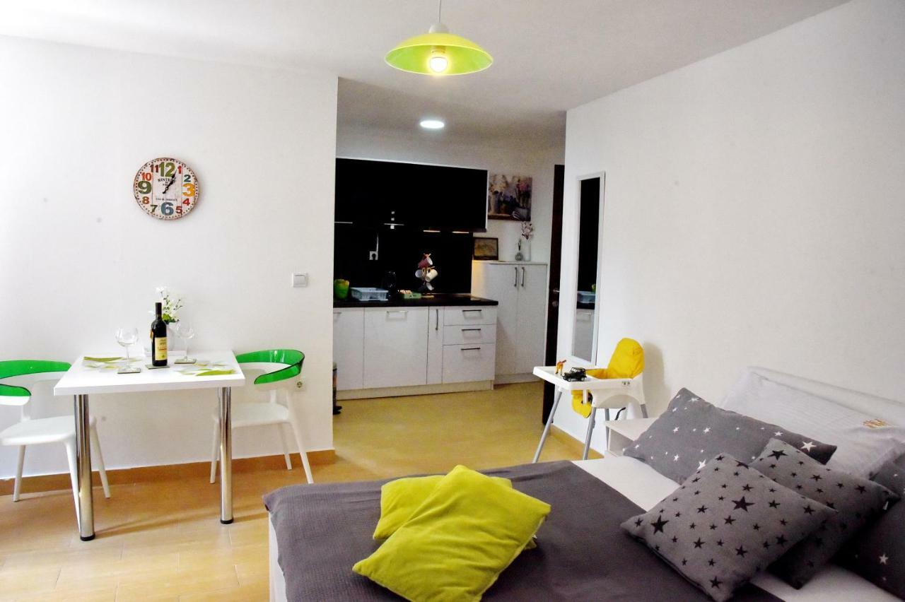 Lana & Ena Apartments Cattaro Esterno foto